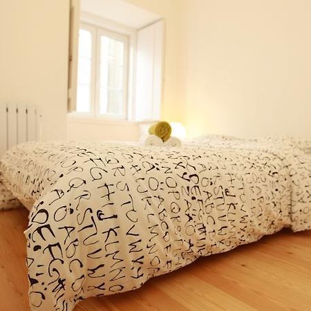 Lisbon Gloria Apartment Rum bild
